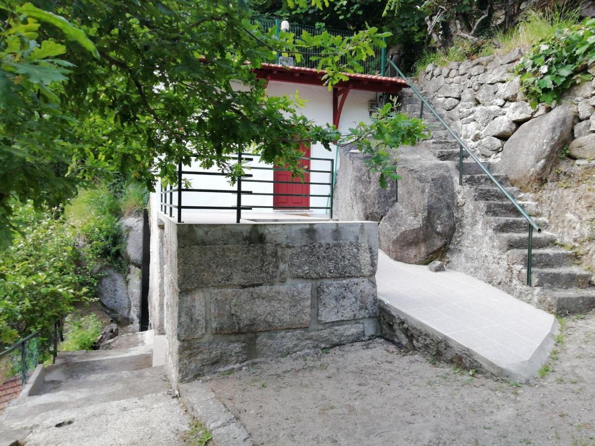 Hotel Campismo Rural Vale Dos Moinhos Geres Exteriér fotografie